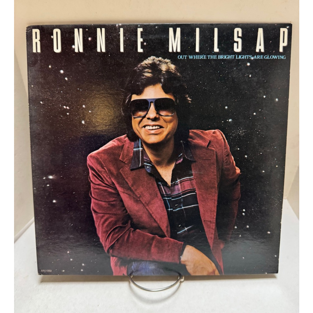 1981 RCA Vinyl Record Ronnie Milsap Out Where The Bright Lights Are Glowing LP